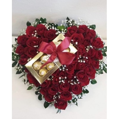 Coração com 40 rosas + Ferrero Rocher