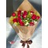 Buquê 12 rosas  no papel Kraft