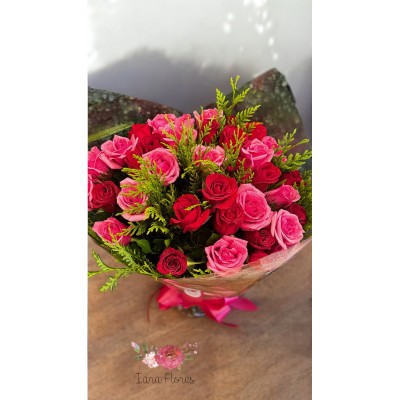 Buquê 36 rosas  no celofane