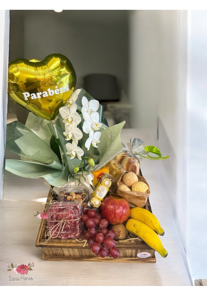 Cesta de Café com orquídea 
