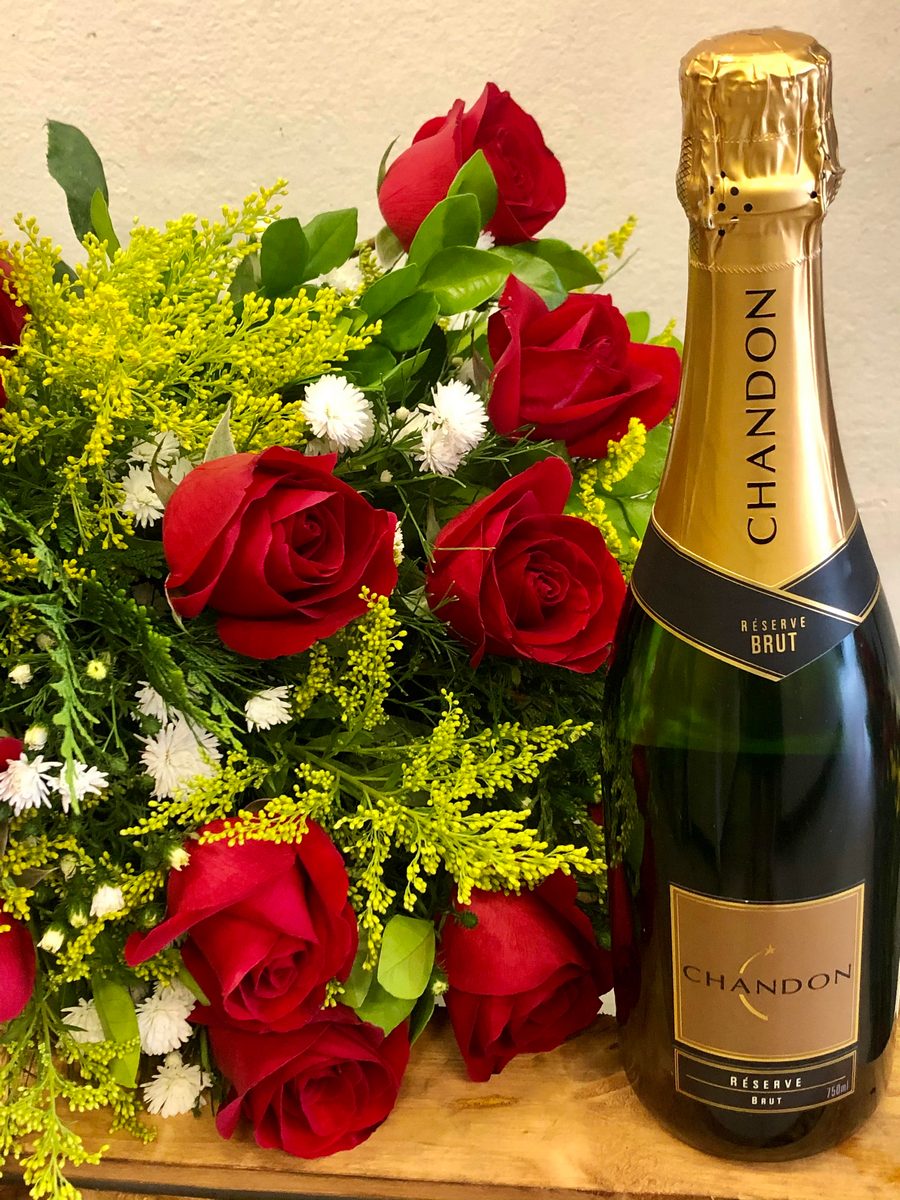Buquê rosas Colombianas + garrafa Chandon 