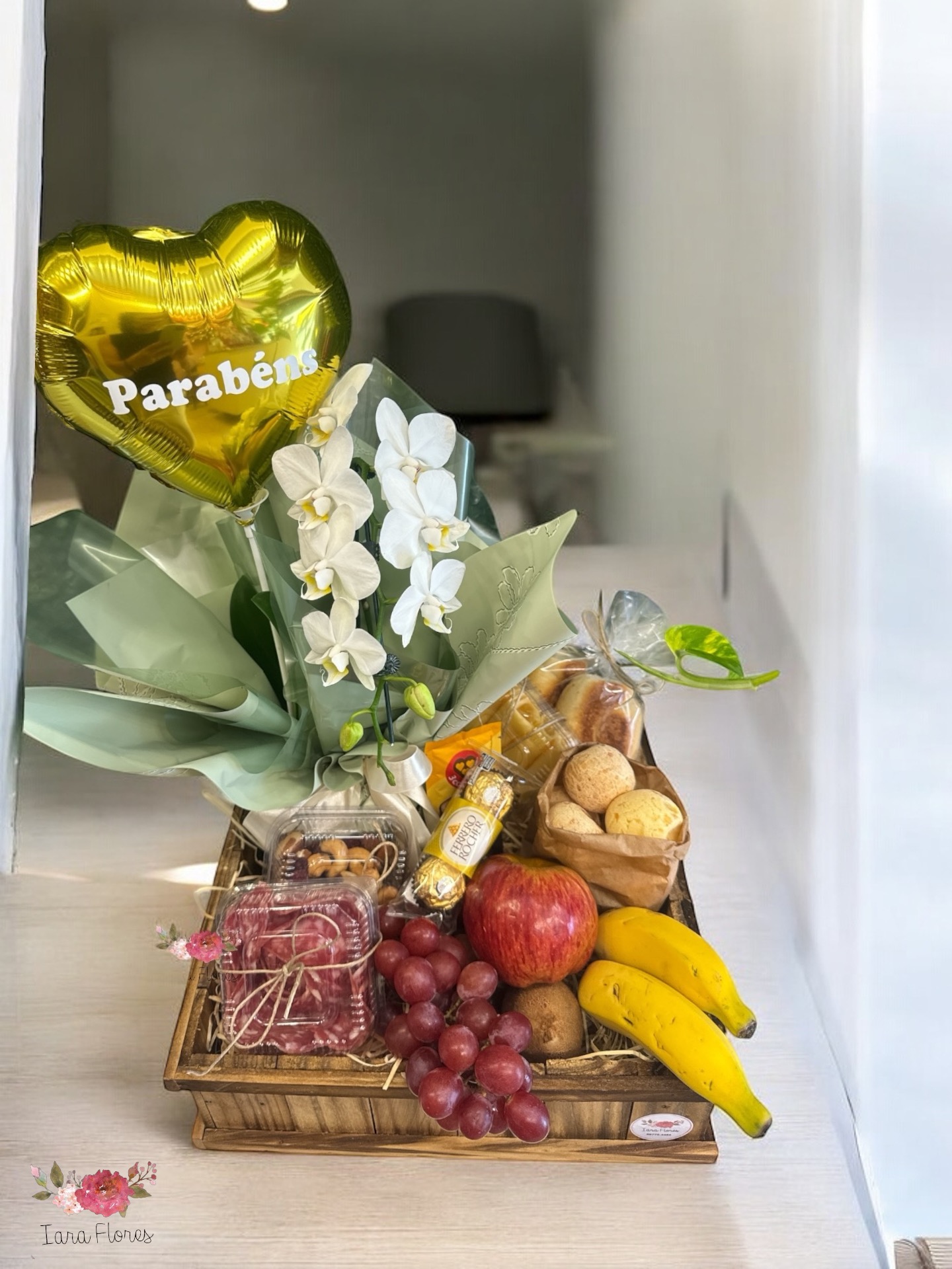 Cesta de Café com orquídea 