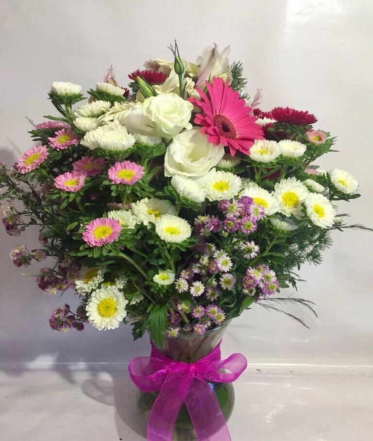 Jarra com 12 Flores do Campo